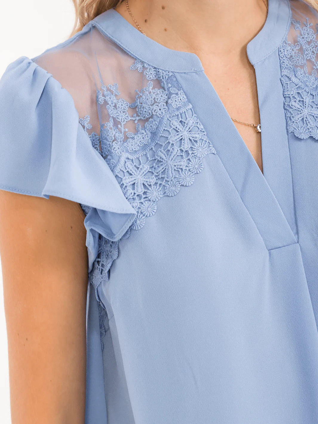 RUFFLE SLEEVE V-NECK LACE CROCHET DETAILED BLOUSE